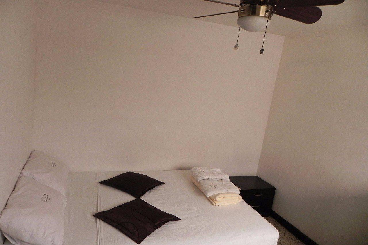Hostal Tamarindo Inn 麦德林 外观 照片