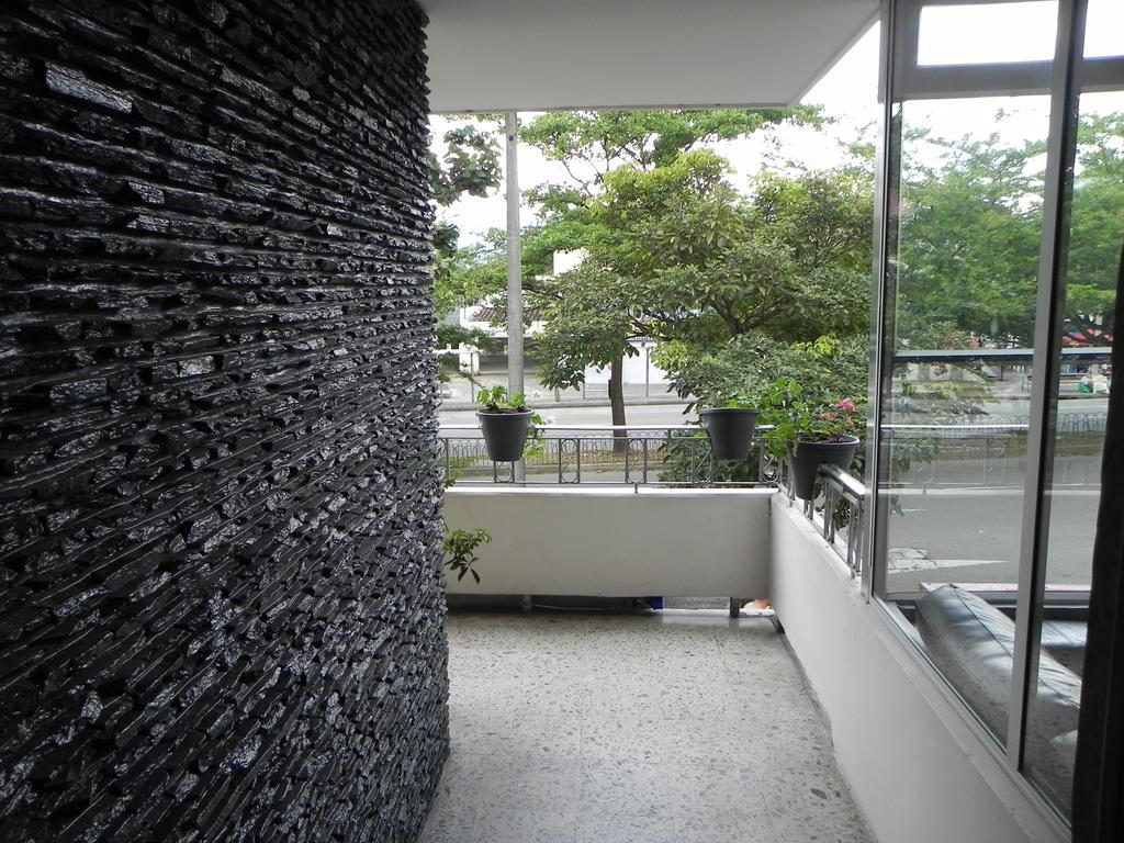 Hostal Tamarindo Inn 麦德林 外观 照片